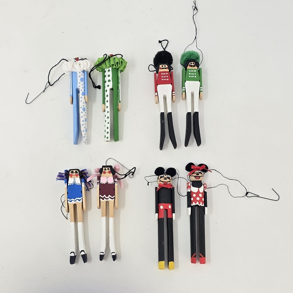 Vintage clothespin laundry clip Christmas ornament wooden set of 8 holiday décor